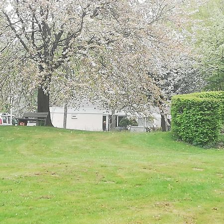 Rustige, Gelijkvloerse Vakantiewoning Met 2 Slaapkamers In Simpelveld, Zuid-Limburg Экстерьер фото